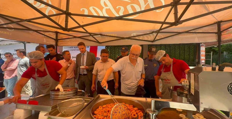 Marmaris’te 15 Temmuz şehitleri anısına lokma hayrı düzenlendi