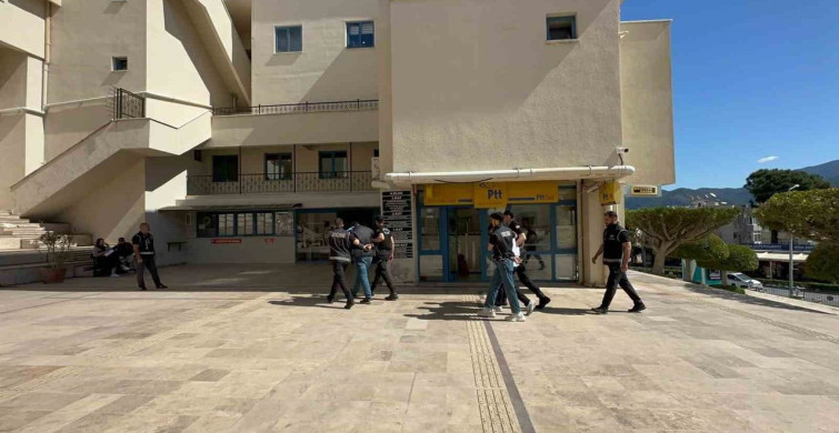 Marmaris'te Gözlükçü Kurşunlanması: Şüpheliler Adliyeye Sevk Edildi