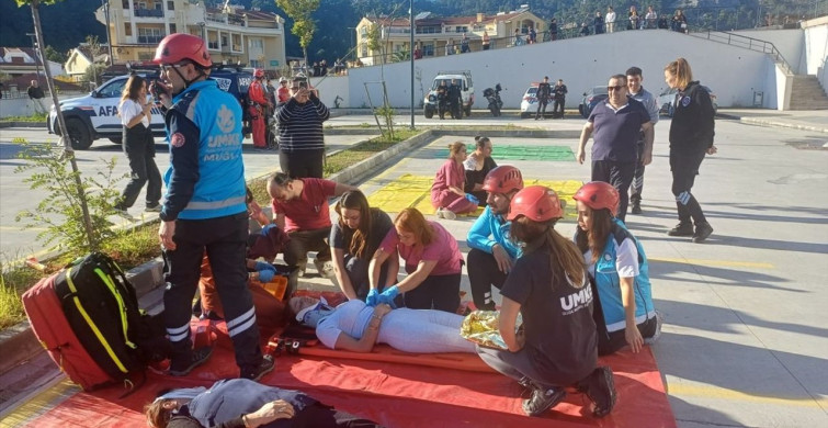Marmaris'te Hastane Afet Planı Tatbikatı Gerçekleşti