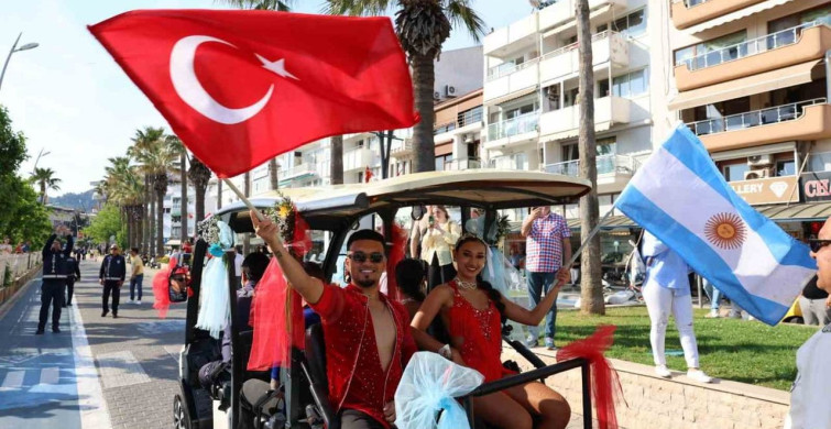 Marmaris'te Renkli Bir Latin Festivali Başladı