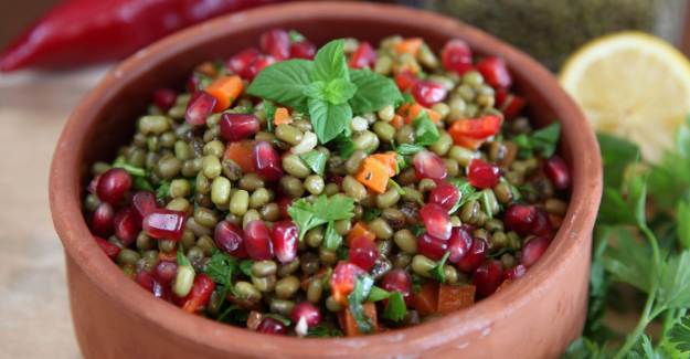 Maş Fasulyesi Salatası Nasıl Yapılır? Maş Fasulye Tarifi