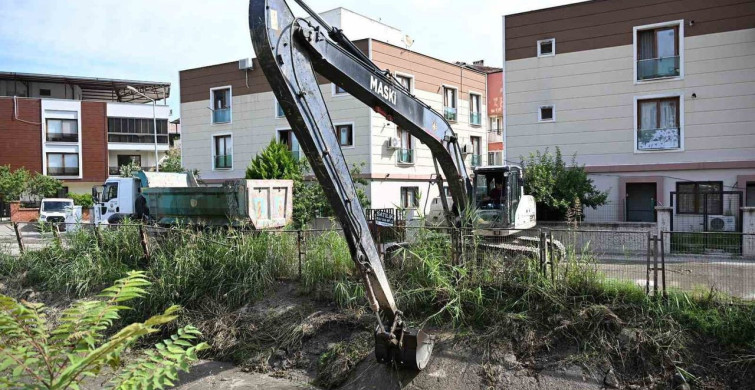 MASKİ'den Temizlik Çalışmaları: Merkezde Sulama Kanalı Yenileniyor