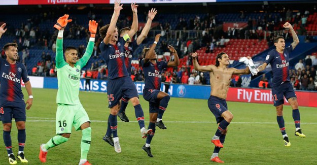 Mbappe ve Neymar’sız PSG Farklı Kazandı!