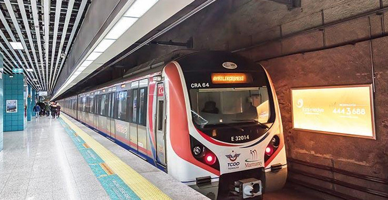 Mecidiyeköy Metro Durağında Bakım Çalışması