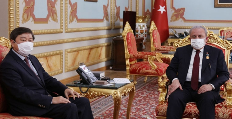 Meclis Başkanı Şentop'a Abay Kunanbay Madalyası Takdim Edildi