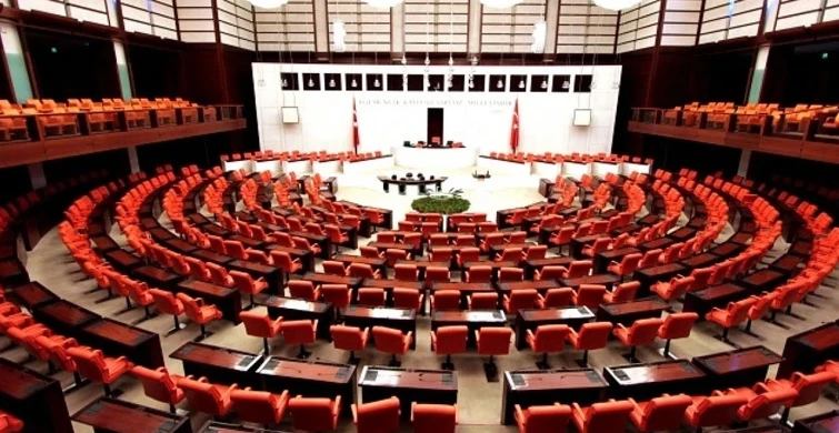 Meclis’te Dengeler Değişiyor: İYİ Parti, DEVA ve Gelecek’ten AK Parti’ye Toplu Geçiş İddiası