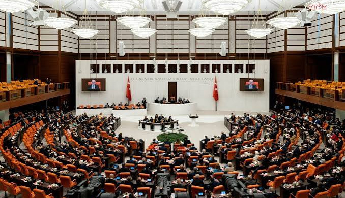 Meclis'te gündem yine yoğun: Emekli Zammı, Yargı Paketi ve Terörsüz Türkiye Masada