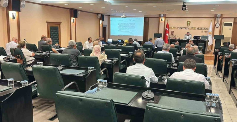 Mecliste tenis turnuvası, rehabilitasyon projesi ve polisevi gündemi