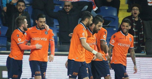 Medipol Başakşehir Kasımpaşa'yı Kayıpsız Geçti (Medipol Başakşehir 2-0 Kasımpaşa)