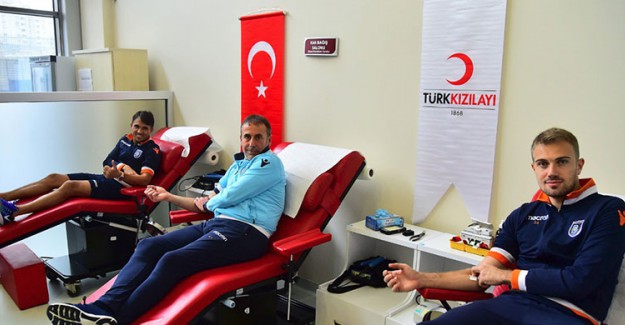 Medipol Başakşehir’den Türk Kızılayı’na Destek!