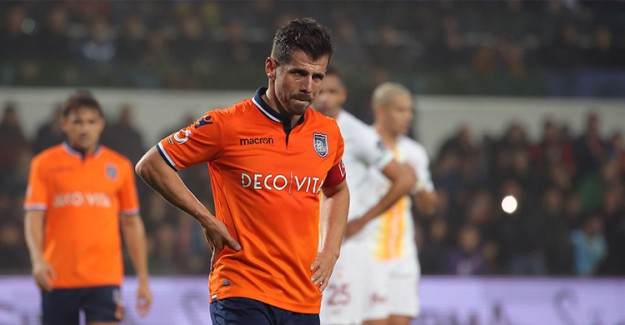 Medipol Başakşehir'e Emre Müjdesi