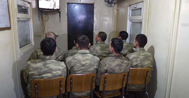  Mehmetçiklerimizin Bulunduğu Odada Şoke Eden Detay! Camlara Dikkat...