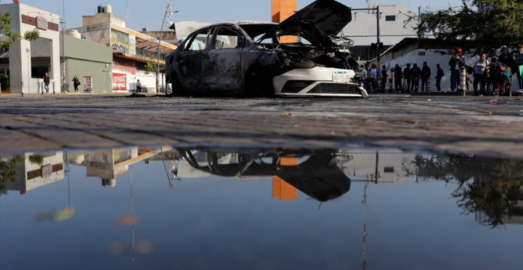 Meksika'da Uyuşturucu Baronu El Mencho Öldürüldü