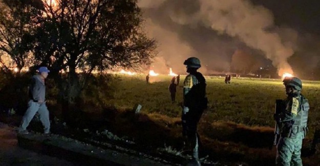Meksika'daki Patlamada Ölü Sayısı 100'e Ulaştı