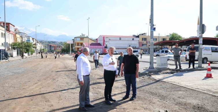 Melikgazi Belediyesi’nden 4 mahalleye asfalt atağı
