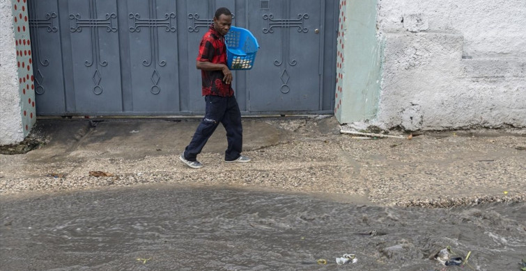 Melissa Kasırgası: Haiti'de 25 Ölü, Jamaika'da Tahliyeler