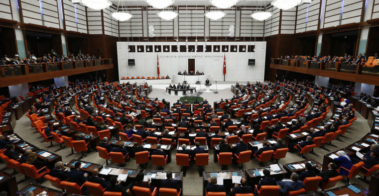 Memur Ve Emekliye Ek Zam: Gözler Bu Hafta Meclis'te Olacak!