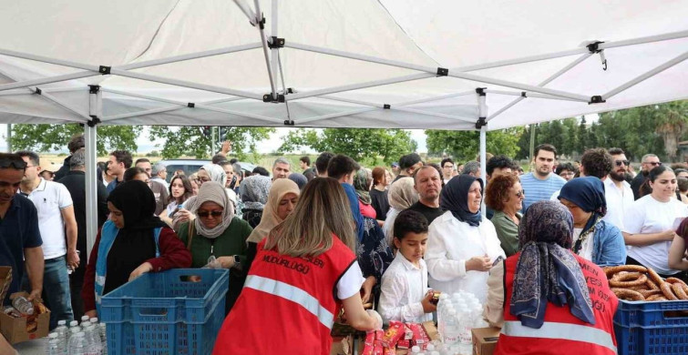 Menemen Belediyesi, yks'de de öğrenci ve velilerin yanında