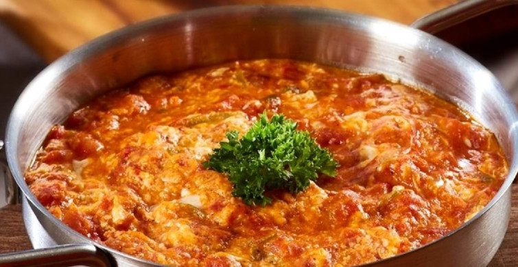 Menemen en güzel soğanlı mı olur, soğansız mı olur?