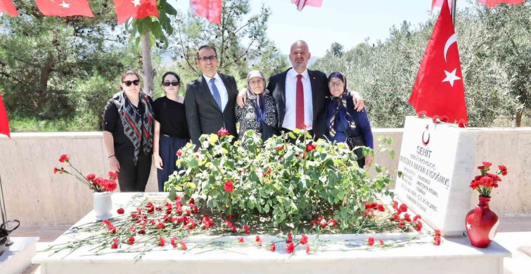Menemen’de 15 Temmuz şehitleri dualarla anıldı