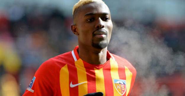 Mensah Transferi Yılan Hikayesine Döndü! Borcu Var