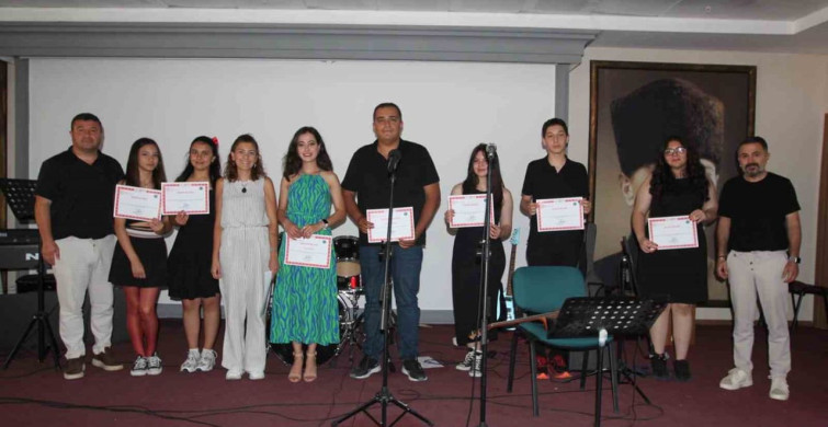 Menteşe Anadolu Lisesi'nde müzik rüzgarı