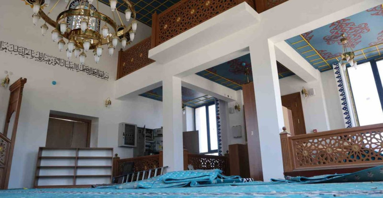 Menteşe Cami İbadete Açılmadan Harabe Haline Geldi