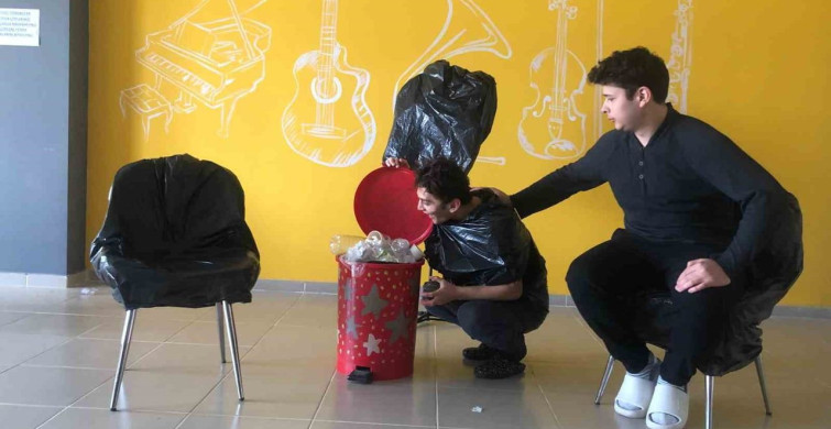 Menteşe'de Atıklar Sanata Dönüşüyor