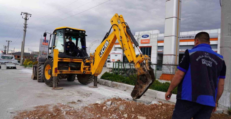 Menteşe'de İçme Suyu Hattı Yenileme Çalışmaları Tamamlandı