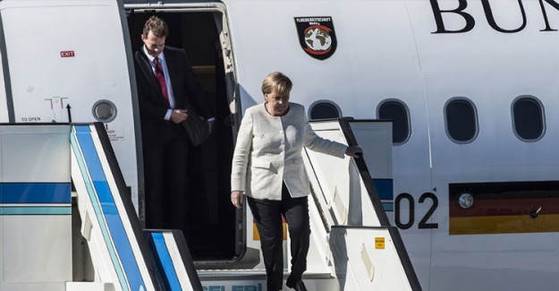 Merkel İstanbul'da