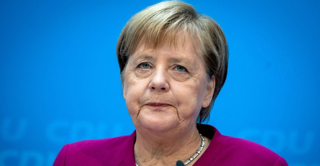 Merkel'den Türkiye'ye Övgü Suudilere Uyarı!