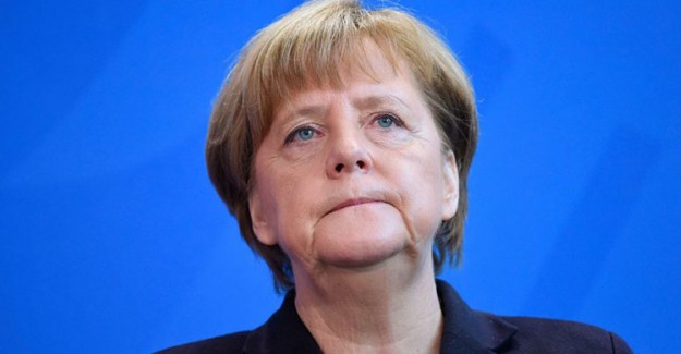 Merkel'in Türkiye'yle ilgili Endişeleri Bitmiyor