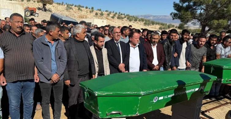 Mersin Gülnar'da Trajik Kaza: 3 Hayatını Kaybetti Mersin Gülnar'da Trajik Kaza: 3 Hayatını Kaybetti