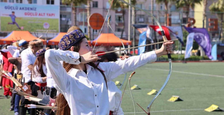 Mersin'de Geleneksel Okçuluk Şöleni