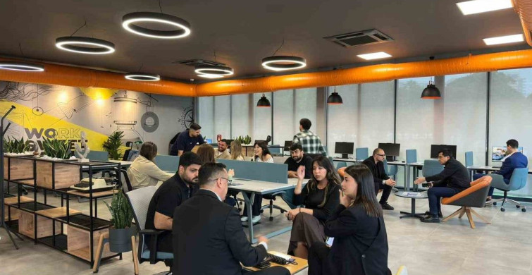 Mersin'de İş Dünyası ve Gençler Bir Araya Geliyor