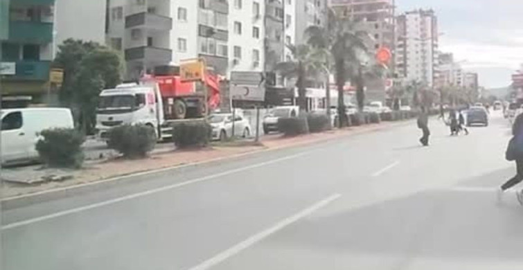 Mersin'de Motosiklet Kazası: 2 Yaralı