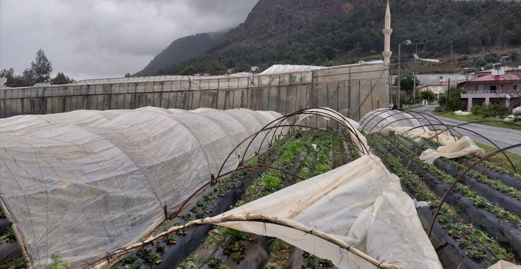 Mersin'de Şiddetli Hava Koşulları: Hortum ve Sağanak Yağış