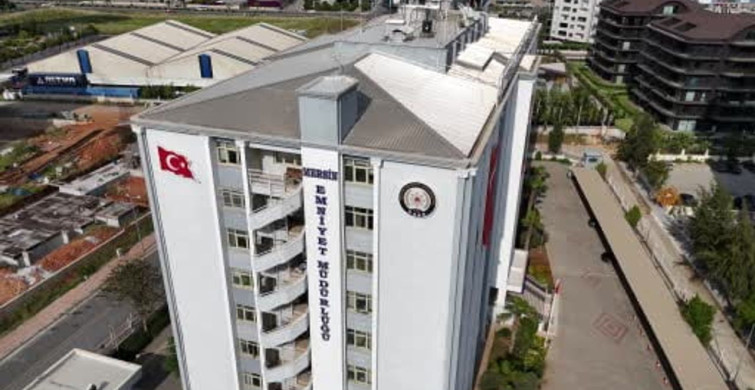 Mersin’de trafiği tehlikeye düşüren minibüs sürücüsü sanal devriyeye takıldı