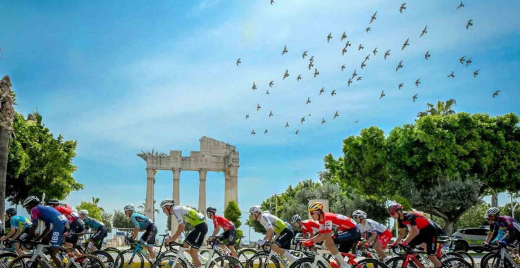 Mersin'de Uluslararası Bisiklet Turu Heyecanı