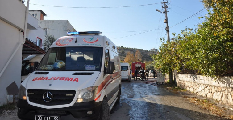 Mersin'de Yangın Faciası: İki Kardeş Toprağa Verildi