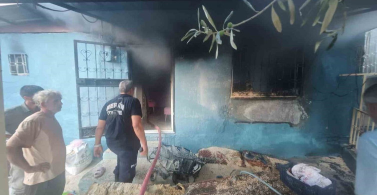 Mersin'de Yangın Korkuya Neden Oldu