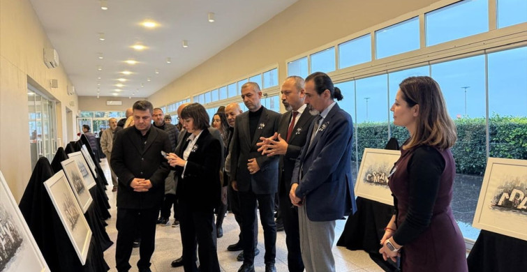 Mersin'de 'Zamanın Kırıldığı An: 6 ŞUBAT' Sergisi Açıldı