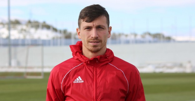 Mert Hakan Yandaş'ın Menajerinden Flaş Transfer Açıklaması!