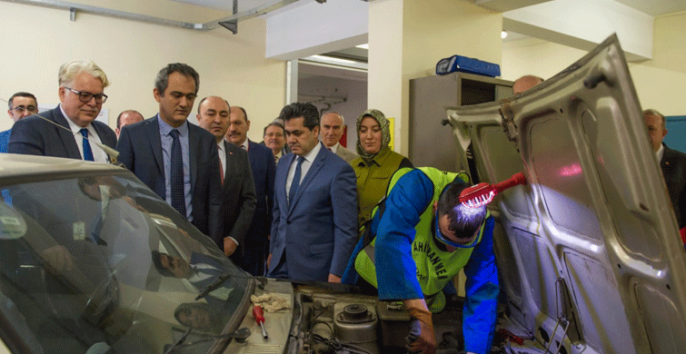Mesleki Eğitimde Burs Miktarında Yüzde 500 Arttı