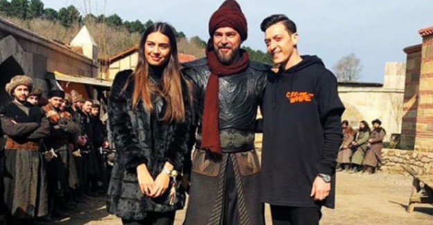 Mesut Özil, Diriliş Ertuğrul Setini Ziyaret Etti