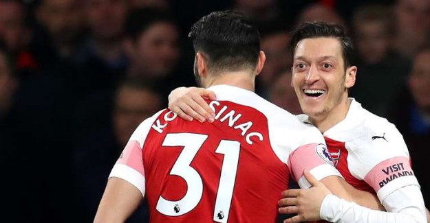 Mesut Özil ile Birlikte Saldırıya Uğrayan Kolasinac Açıklama Yaptı: ''Sıkıntı Yok''