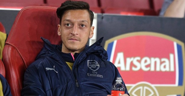 Mesut Özil Süper Lig'e Mi Geliyor?