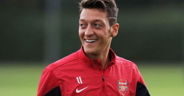 Mesut Özil’den Fenerbahçe Taraftarını Heyecanlandıran Açıklama