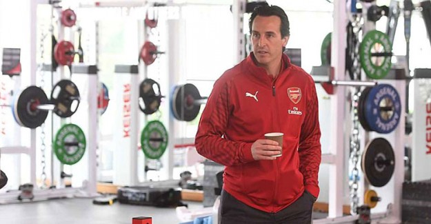 Mesut Özil’e Yeni Hocası Unai Emery’den Destek!
