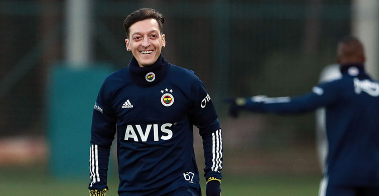 Mesut Özil'in İmza Törenine Talep Artıyor!